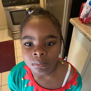 Meet your Posher, Derrell